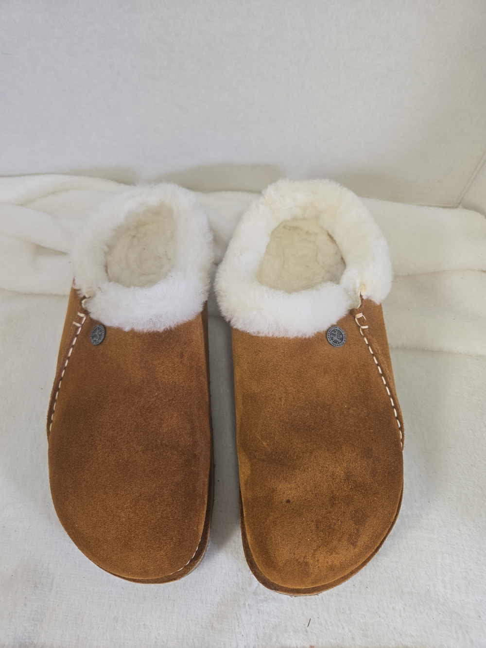 Cozy Shearling-Lined Suede Slip-On Clogs - Chestnut 9M Eur 40